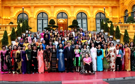 វៀតណាមមានគោលនយោបាយជួយឧបត្ថម្ភនារីពង្រីកសេដ្ឋកិច្ចជានិច្ច